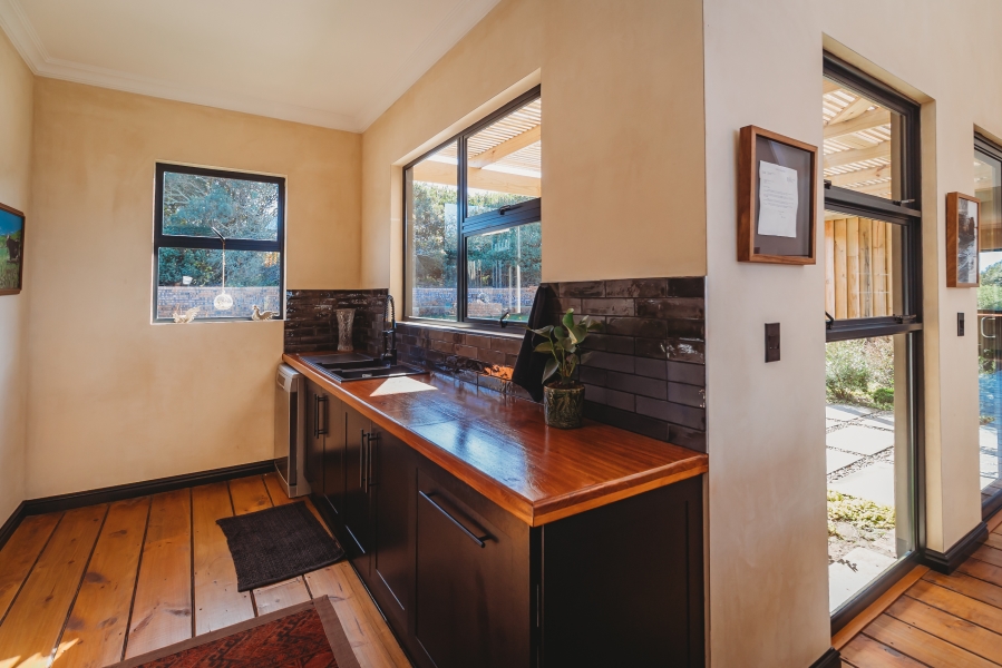 4 Bedroom Property for Sale in Hansmoeskraal A H Western Cape